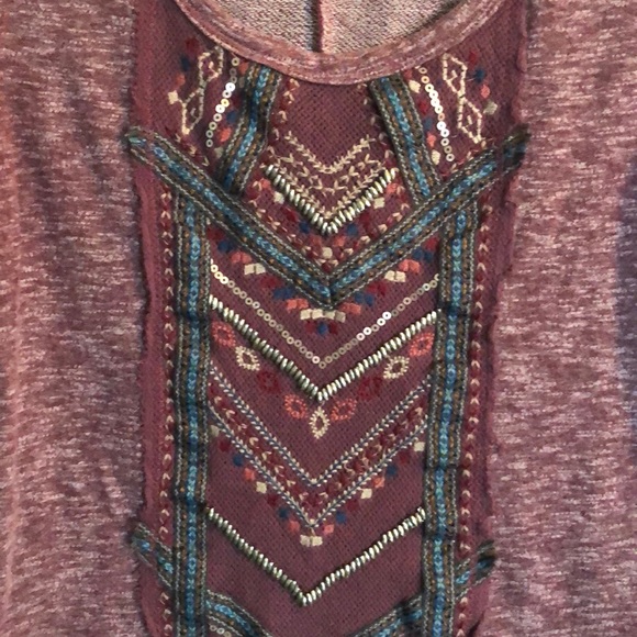 Maurice’s beaded comfortable top - Picture 3 of 7